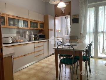 4 LOCALI A GRUGLIASCO