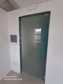 porta scorrevole vetro