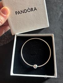 Bracciale rigido Pandora Moments Argento