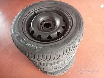 N° 4 GOMME INVERNALICOMPRESE DI CERCHI  175/65 R14