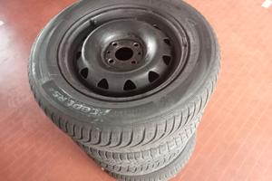 N° 4 GOMME INVERNALICOMPRESE DI CERCHI  175/65 R14