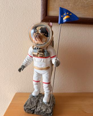 statua Cane Spaziale Decorativo con bandiera