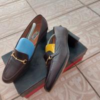 Eleganti con le scarpe Celine