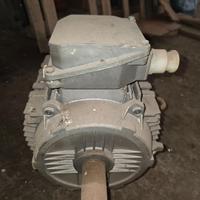Motore elettrico trifase seimec 480 volt 60 hertz