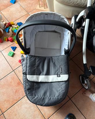 Trio peg perego piu un seggiolino