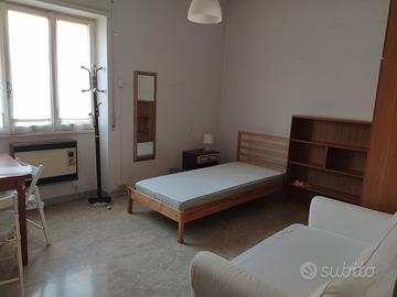 Gemelli/Cattolica singola studentessa 15min piedi