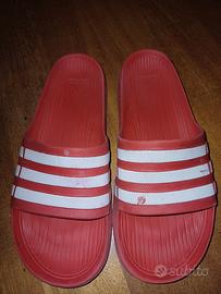 Ciabatte a fascia Adidas rosse