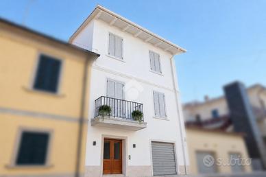 3 LOCALI A PRATO