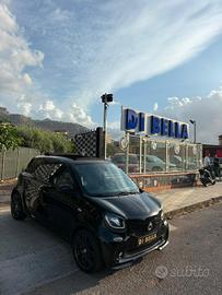 Smart Brabus Forfour 109 cv