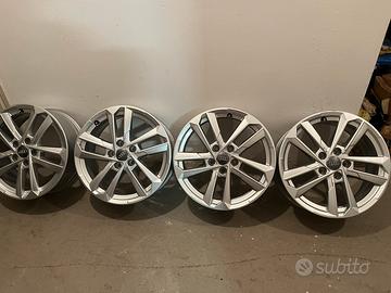 AUDI kit cerchi originali 17”