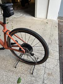 Bicicletta gravel BMC URS 01