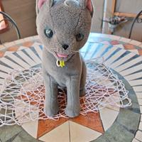 gatto peluche interattivo 
