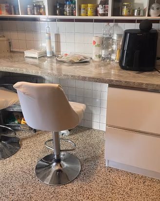Set Cucina/Snack: Penisola con Top Marmo + Pensili