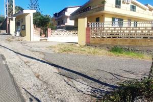 Magazzino Ufficio Laboratorio Via San Giovanni 111