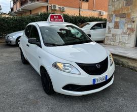 Lancia Ypsilon Elefantino 1.2 69 CV Neopatentati