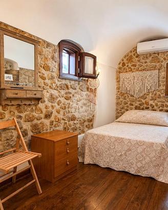 3 LOCALI A GAETA