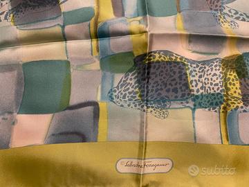 Foulard seta Salvatore Ferragamo
