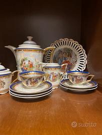 Servizio in porcellana in oro