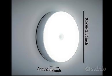 luce led con sensore di movimento 