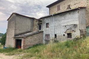 Terreno di 160 m² a Monterchi