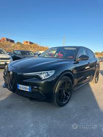 Alfa Romeo Stelvio 2.2 Turbodiesel 190 CV AT8 RWD 