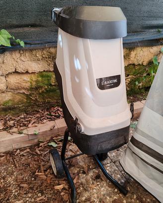 bio trituratore elettrico  con ruote e sacco 