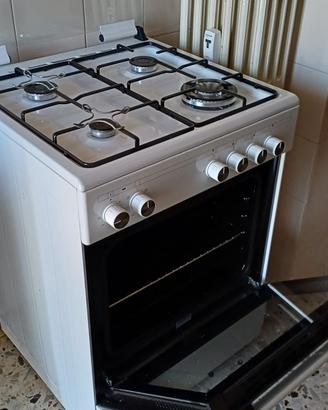VENDUTA  - cucina a gas