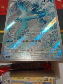 CARTA Pokémon ultra rara 