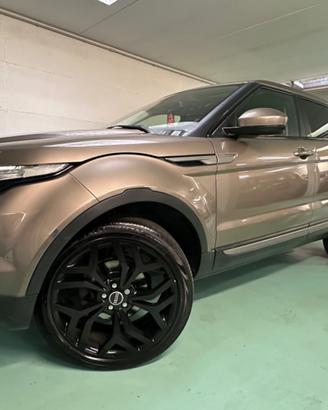 Land Rover Range Evoque 2.2 SD4 190CV. Full option