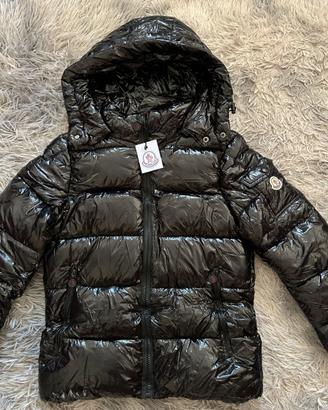 piumino MONCLER nero lucido con cappuccio taglia S