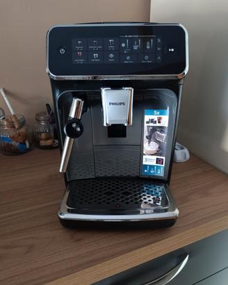 Macchina del caffè PHILIPs SERIES 3300