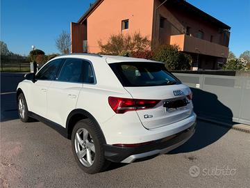 Audi Q3 35d Stronic Business 150cv