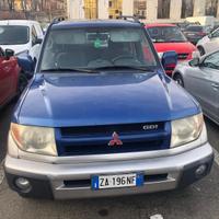 Mitsubishi pajero pinin
