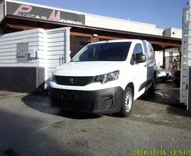 PEUGEOT Partner BlueHDi 130 S&S PL-DC Furgone Mo