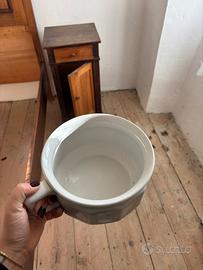 Vaso da notte antico in ceramica