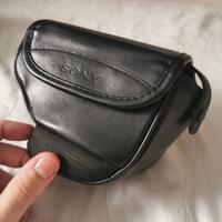 Custodia fotocamera sony in pelle ed estensibile 