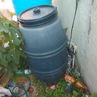 botte 200 litri in plastica prezzo 25 euro 