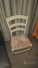 Sedia in paglia intrecciata