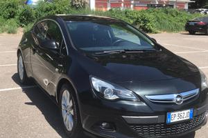 Opel astra GTC