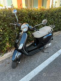 Vespa lx 125 ie