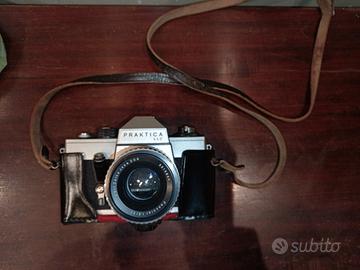 Fotocamera analogica Praktica LLC