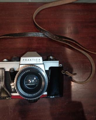Fotocamera analogica Praktica LLC