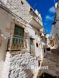 DELIZIOSA DIMORA NEL BORGO DI CEGLIE MESSAPICA