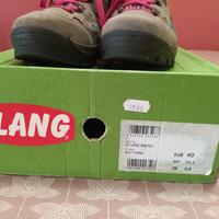 scarponi da montagna