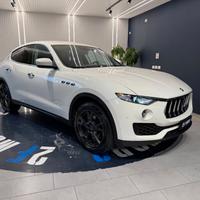 Maserati Levante 3.0 V6 350cv auto