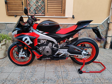 Aprilia Tuono 660