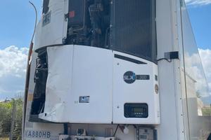 Semirimorchio frigo Incidentato