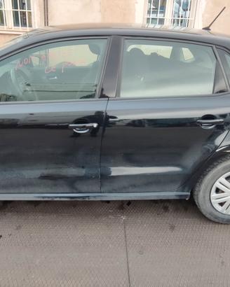 Sportelli sinistri Volkswagen Polo 2015
