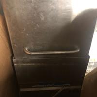 Lavastoviglie professionale