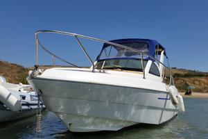 Barca schizzo 640 cabinata